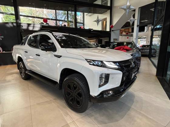 MITSUBISHI TRITON 2.4 BITURBO DIESEL CD HPE-S 4X4 AUTOMÁTICO